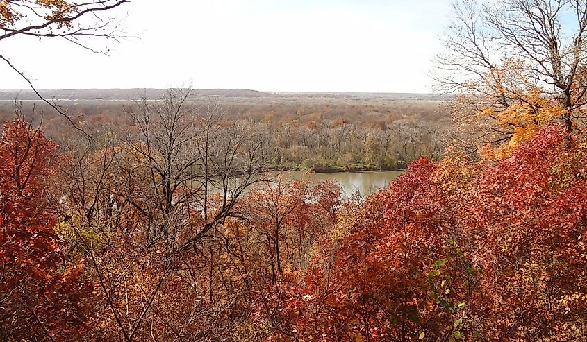 Scenic overlook of Missouri River in autumn