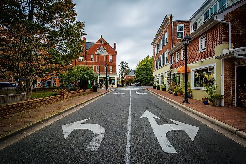 Street view in Easton, Maryland.