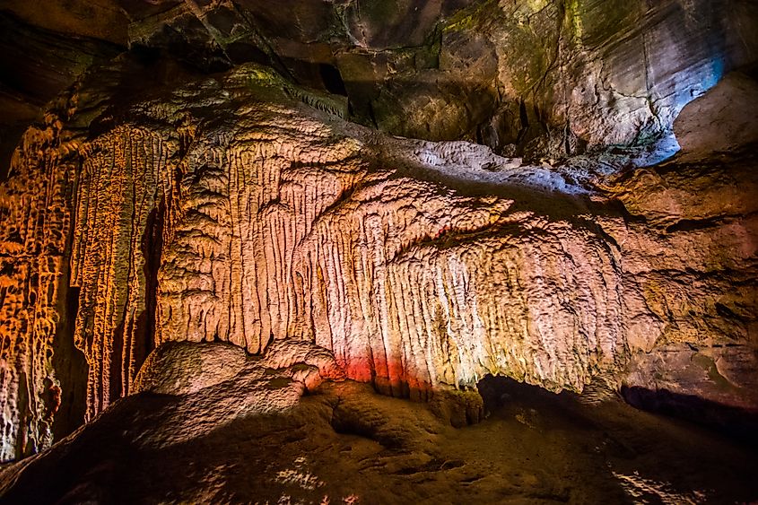 Howe Caverns