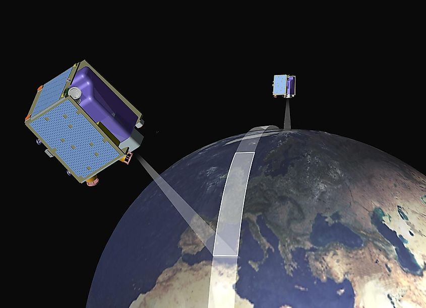 A model of the German RapidEye satellite constellation in action around the Earth. Image Credit Rmatt via Wikimedia.