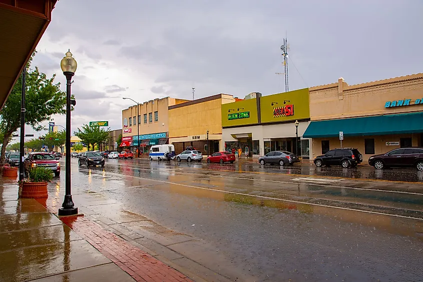 Scenic downtown in Roswell, New Mexico. Editorial credit: Traveller70 / Shutterstock.com