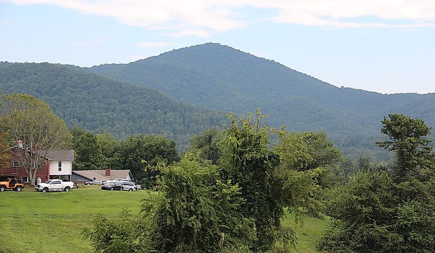 Oakey Mountain viewed from Dillard, Georgia