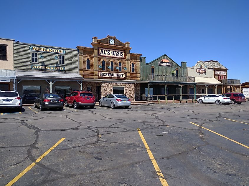 Oacoma, South Dakota. In Wikipedia. https://en.wikipedia.org/wiki/Oacoma,_South_Dakota By Runner1928 - Own work, CC BY-SA 4.0, https://commons.wikimedia.org/w/index.php?curid=57144422