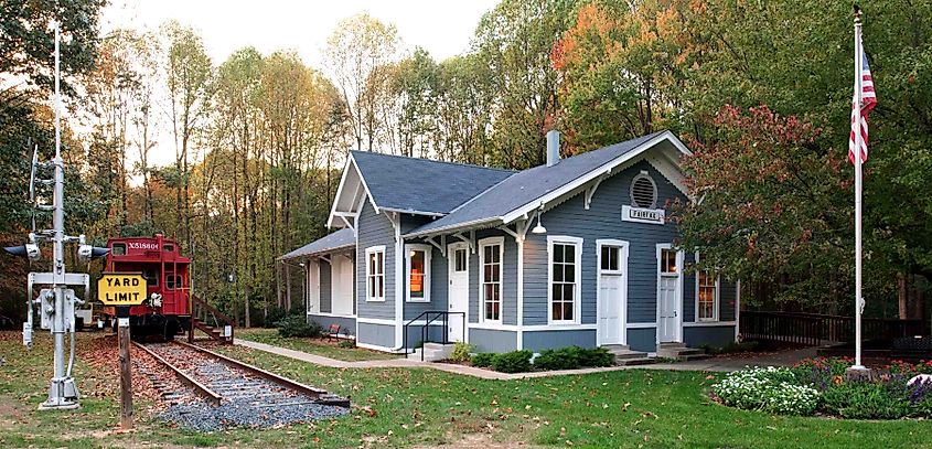 Fairfax Station Railroad Museum. In Wikipedia. https://en.wikipedia.org/wiki/Fairfax_Station_Railroad_Museum By FSRMWiki - Own work, CC BY-SA 4.0, https://commons.wikimedia.org/w/index.php?curid=124535566