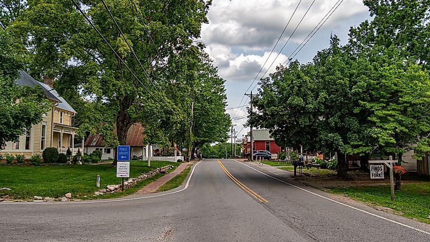 A road in Leipers Fork, Tennessee.