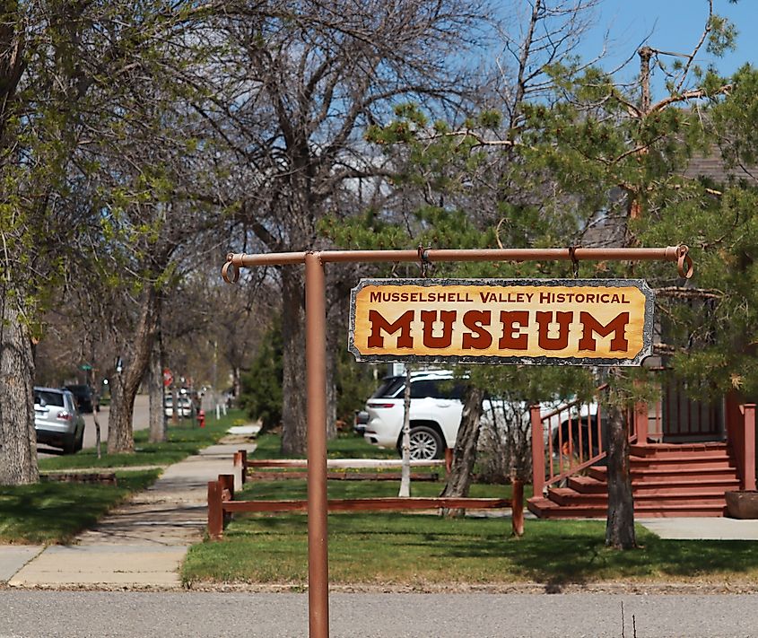 A sign for the Musselshell Valley Historical Museum in Roundup, Montana. Editorial credit: Ammonite18 / Shutterstock.com