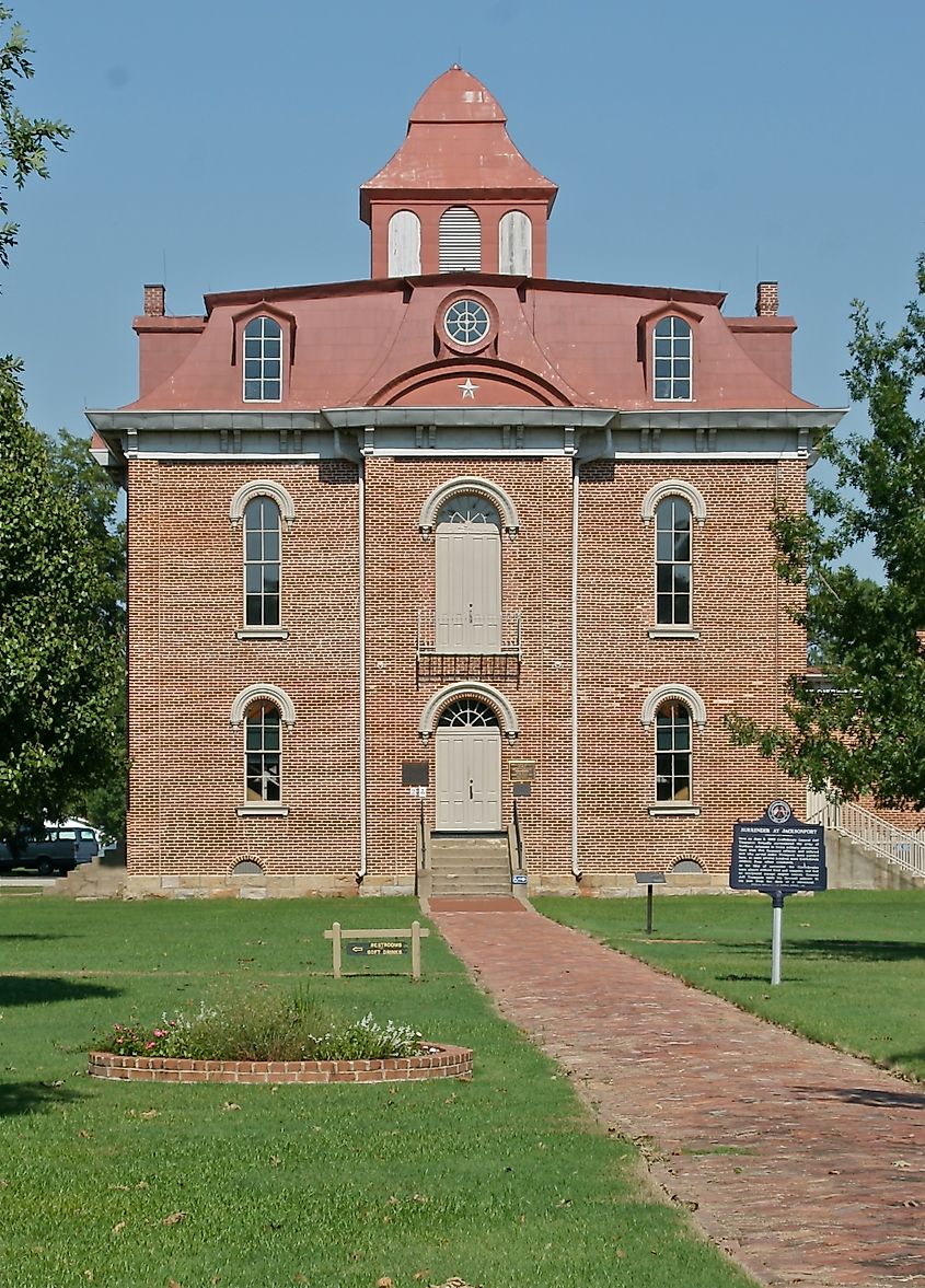 Jacksonport State Park in Arkansas features a historic courthouse overlooking the White River