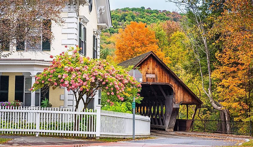 Woodstock, Vermont, USA Middle Covered Bridge.