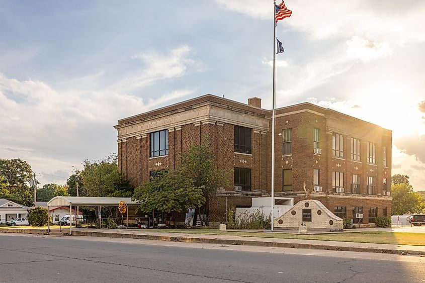 The McIntosh County Courthouse in Eufala, Oklahoma. Editorial credit: Roberto Galan / Shutterstock.com