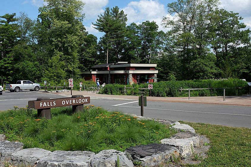 The Visitor Center at the Taughannock Falls Overlook in Trumansburg, New York, via Steve Cukrov / Shutterstock.com