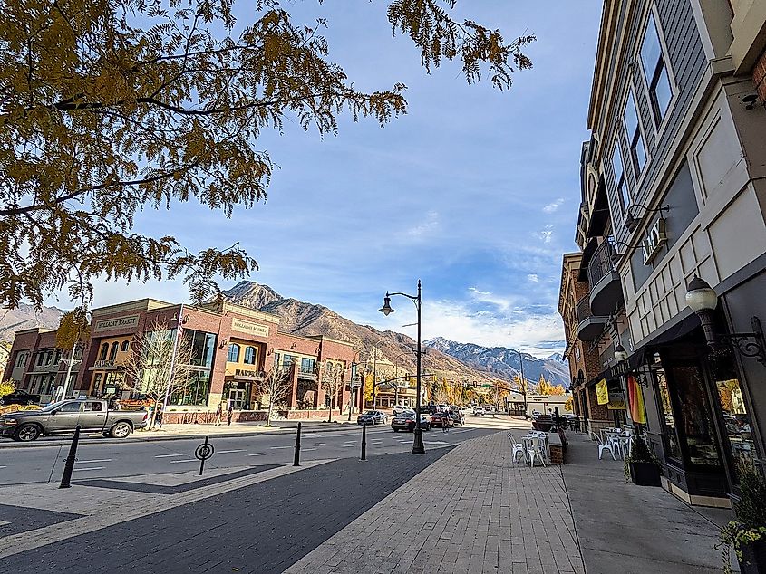 View of Downtown Holladay, Utah with mountains in the background.