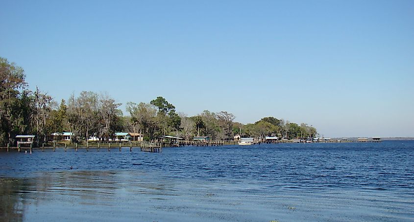 A view of Lake Crescent, Florida