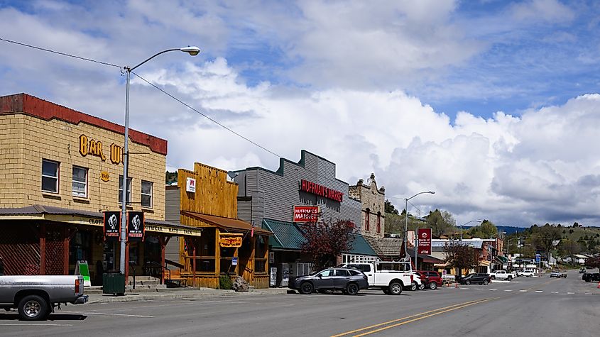 Cityscape scene of downtown business district in Prairie City, Oregon