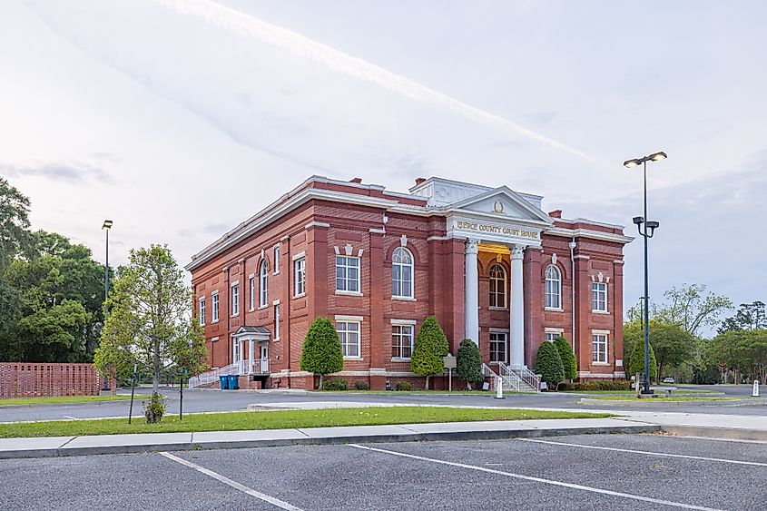 Pierce County Courthouse in Blackshear, Georgia.