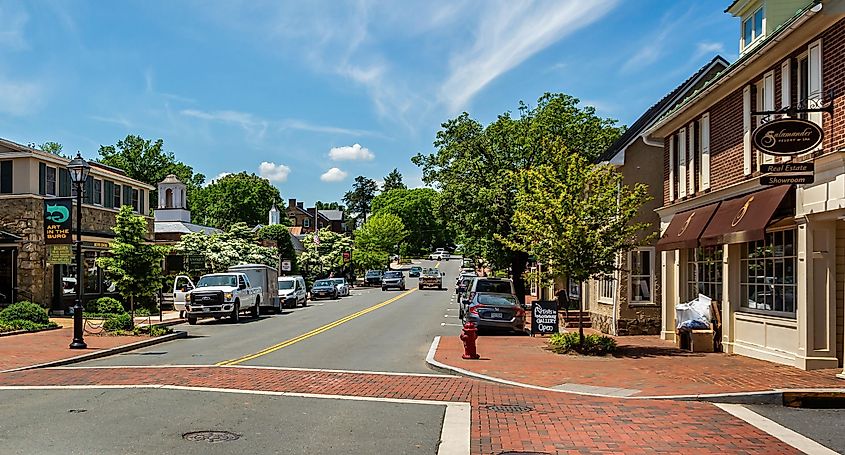 Central street through Middleburg, Virginia.