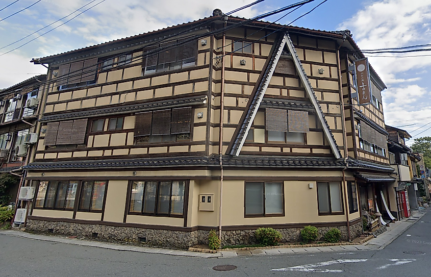 Nishiyama Onsen Keiunkan, the world’s oldest hotel, located in Hayakawa, Yamanashi Prefecture, Japan. Image captured in November 2023 via Google Street View.