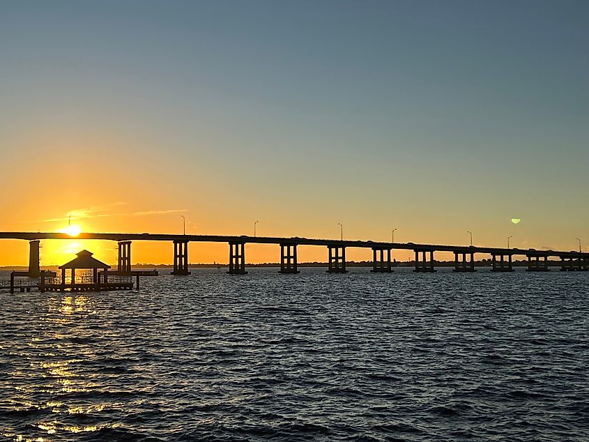 Fort Myers Edison Bridge over Caloosahatchee river.