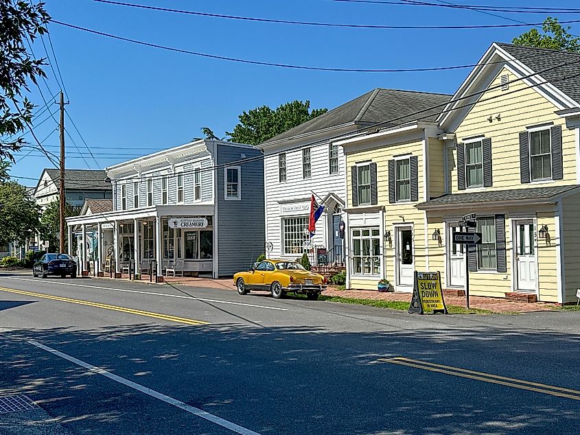 South Morris Street, Oxford's main street on a sunny day. Editorial credit: JE Dean / Shutterstock.com