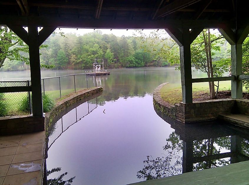 Lake in Oconee State Park