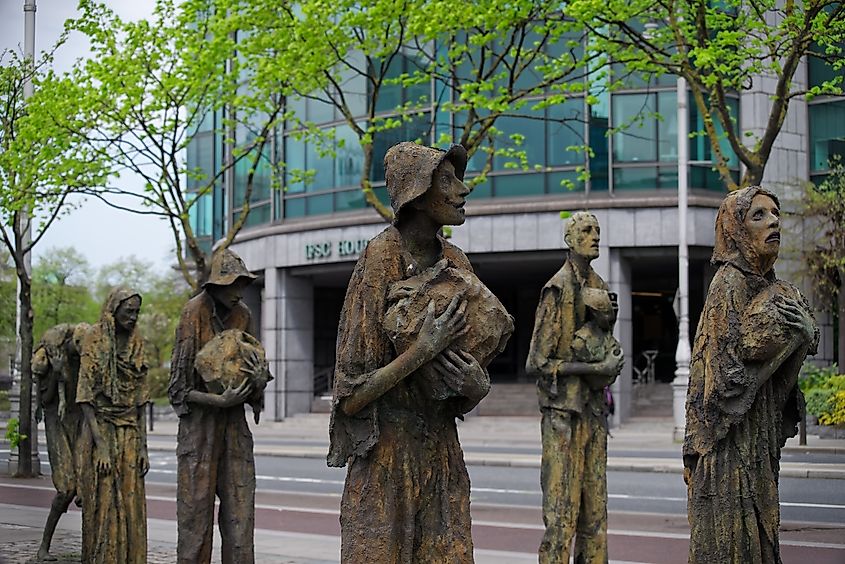 Commemorative bronze sculpture dedicated to those Irish people forced to emigrate during the 19th century Irish Famine