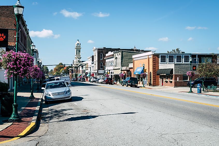 Main Street, Georgetown, Kentucky, USA, on a beautiful fall sunny day.