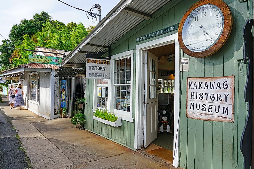 Located on the slope of the Haleakala volcano, the town of Makawao, home to paniolo cowboys, is the capital of the upcountry region of Maui and a haven for artists. Editorial credit: EQRoy / Shutterstock.com