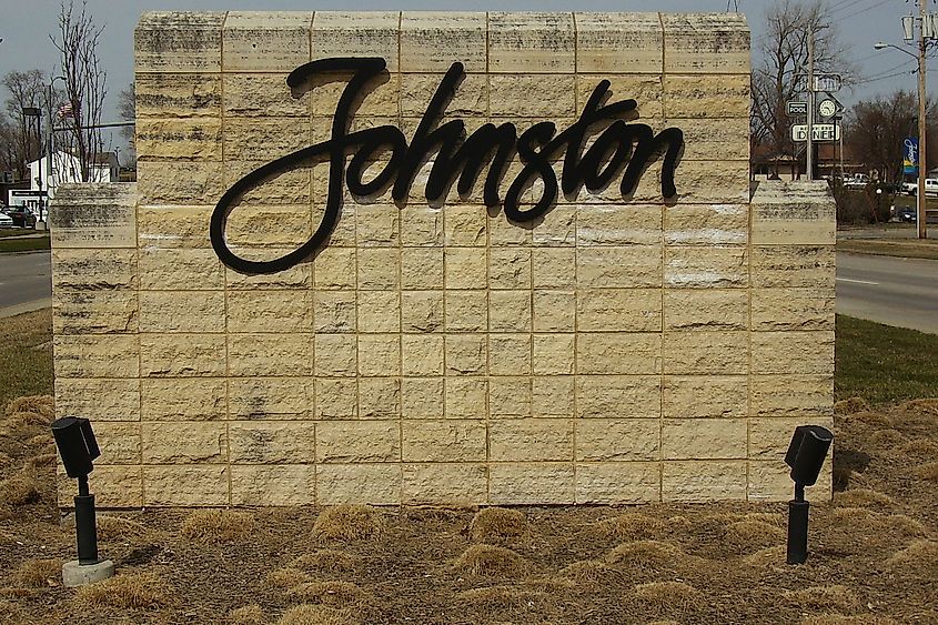 Johnston, Iowa welcome sign