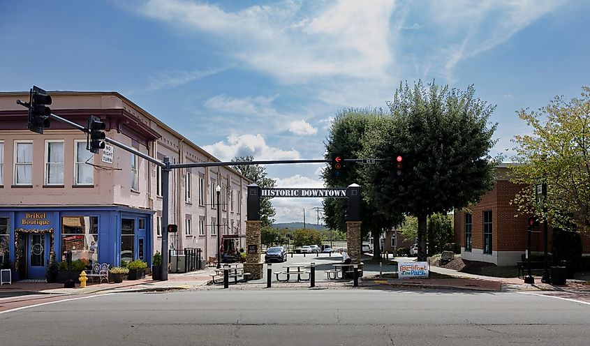 Entrance to a public park in downtown Lenoir City, Tennessee