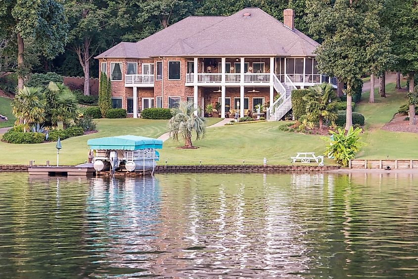 A large, luxurious, beautiful home along Lake Bowen,