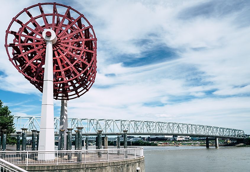 American Queen riverboat at the Riverwalk in downtown Cincinnati, Ohio.