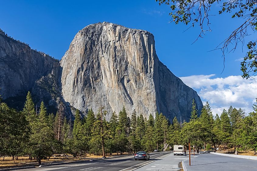 Beautiful view of the El Capitan rock formation in the evening, seen from the loop road