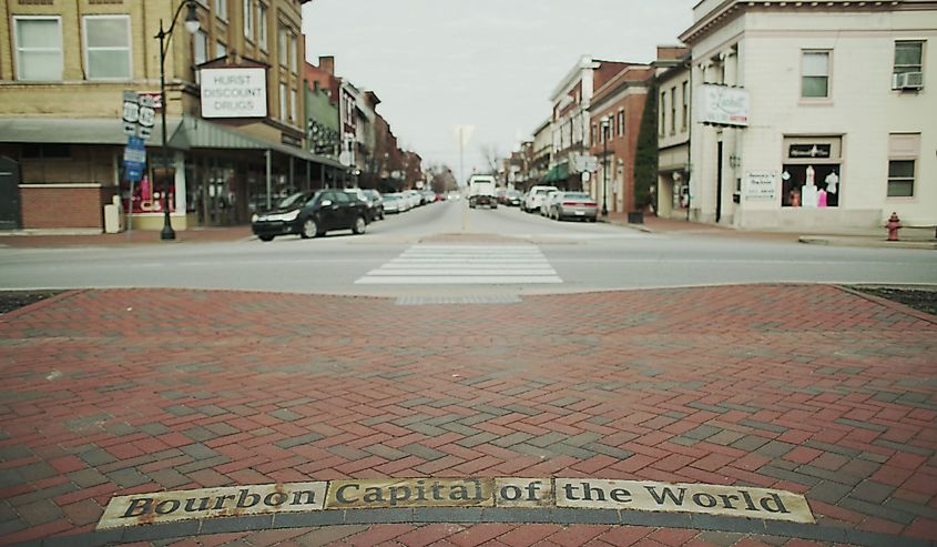 Downtown Bardstown, Kentucky in winter. Image credit University of Collegevia Shutterstock
