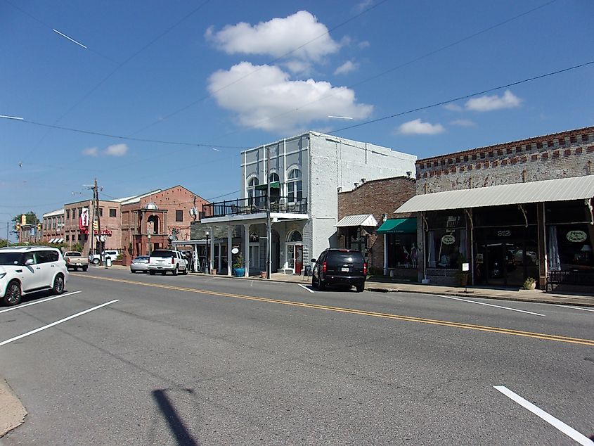 Trenton Street in West Monroe, Louisiana. Editorial credit: The Southern Gentleman / Shutterstock.com