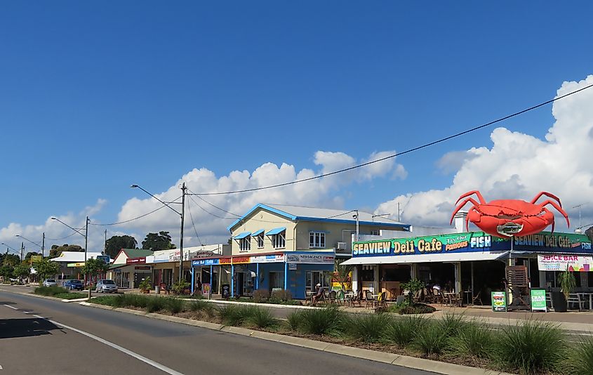 Cardwell, Queensland. In Wikipedia. https://en.wikipedia.org/wiki/Cardwell,_Queensland By Torbenbrinker - Own work, CC BY-SA 4.0, https://commons.wikimedia.org/w/index.php?curid=85389603