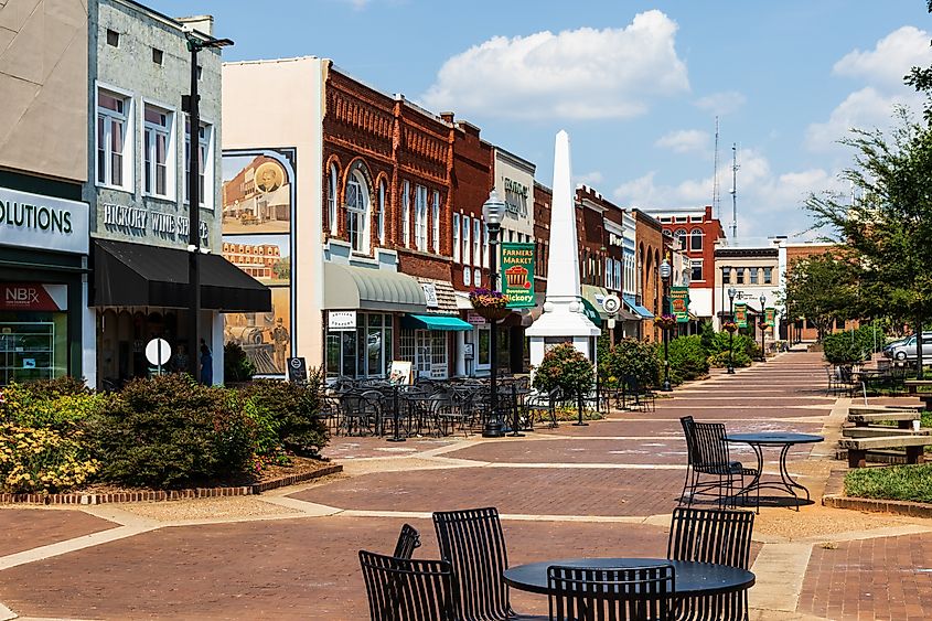 Main square in downtown Hickory, North Carolina, a small southern city