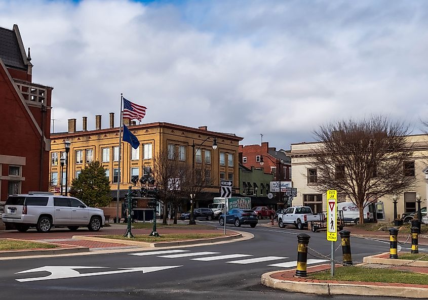 The town square of Bardstown, Kentucky