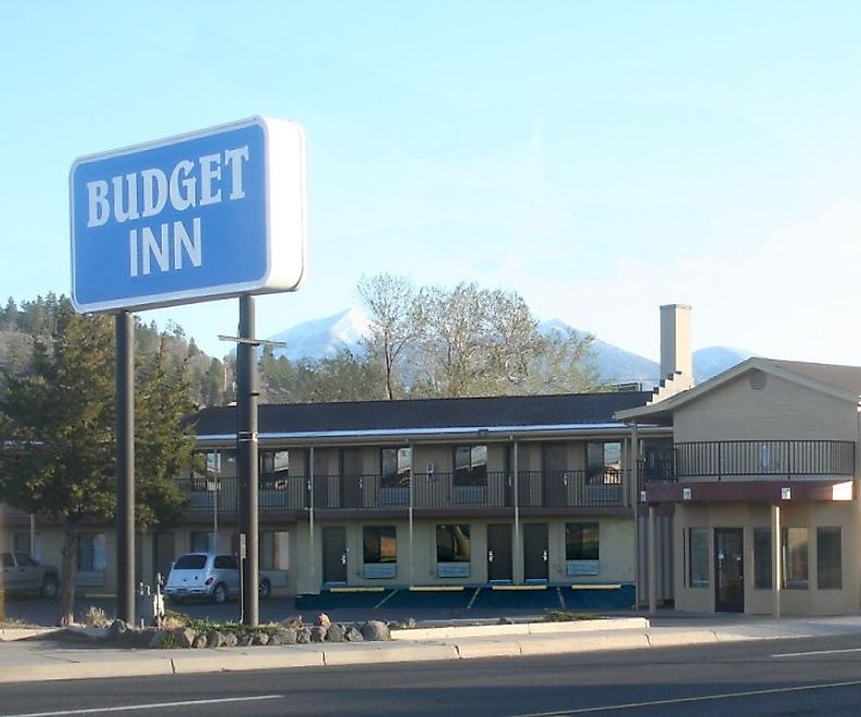 View of the Budget Inn in Flagstaff, Arizona