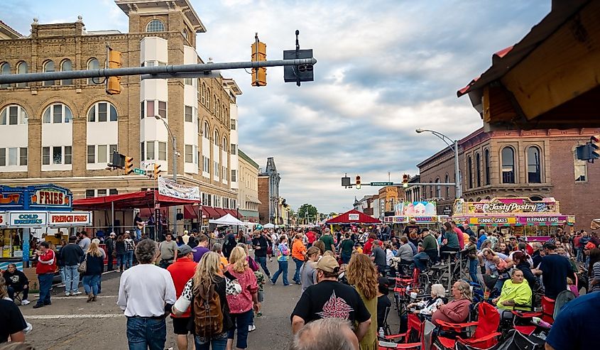 The crowded streets of Jackson during the 2022 Apple Festival