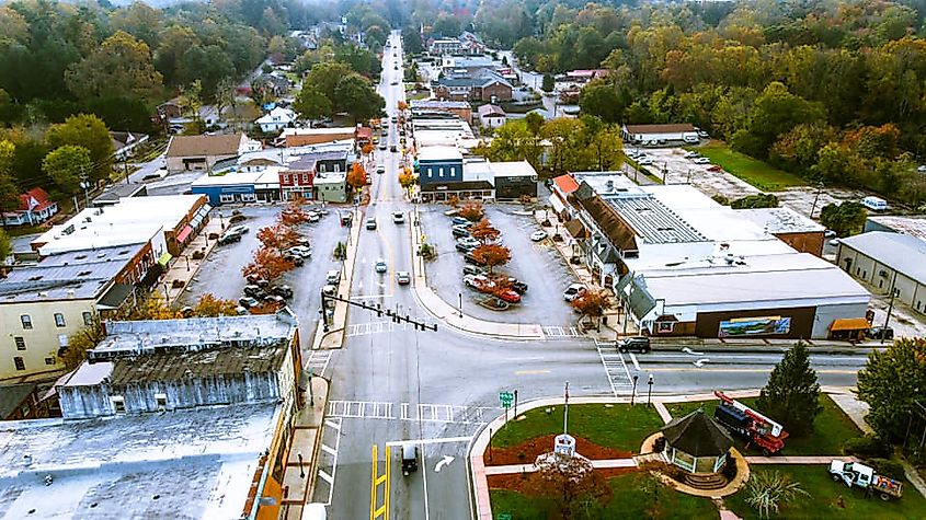 Downtown Clarkesville, Georgia, via 