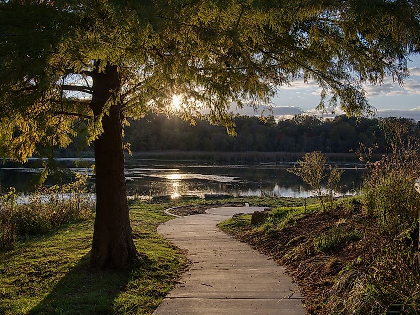 A breathtaking sunset at Watershed Nature Center near Edwardsville, Illinois