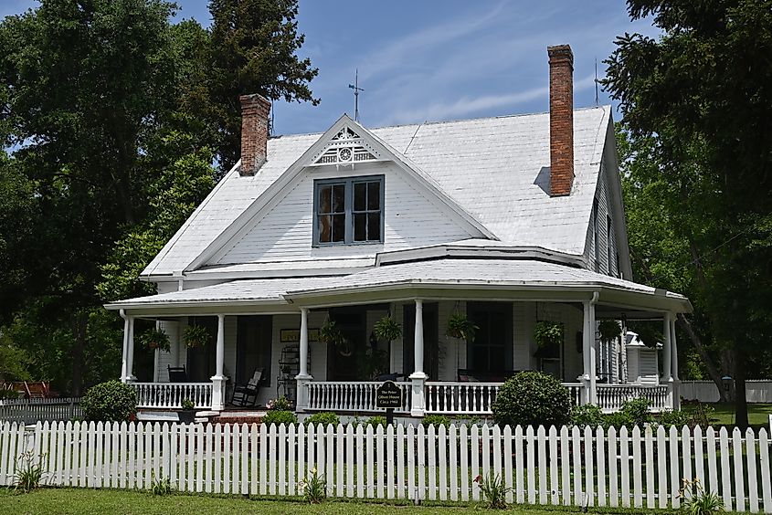 The Peter M. and Alice Oliver House in Swansea, South Carolina