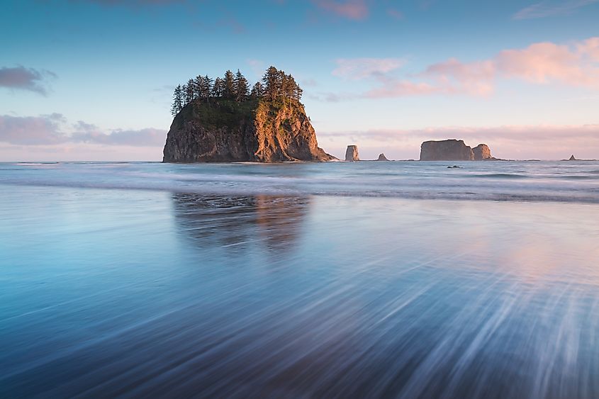 Sunset at Second Beach in La Push, Washington State, located in the Olympic National Park area along the West Coast of the USA.