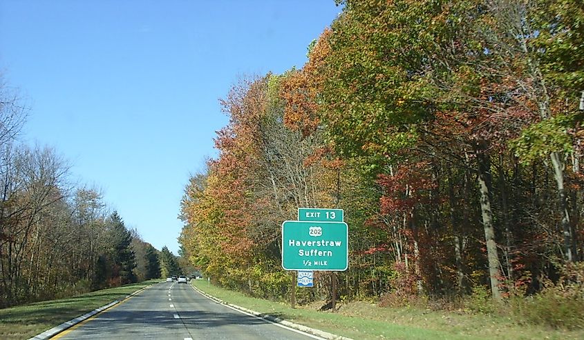 Palisades Interstate Parkway - New York, in fall.