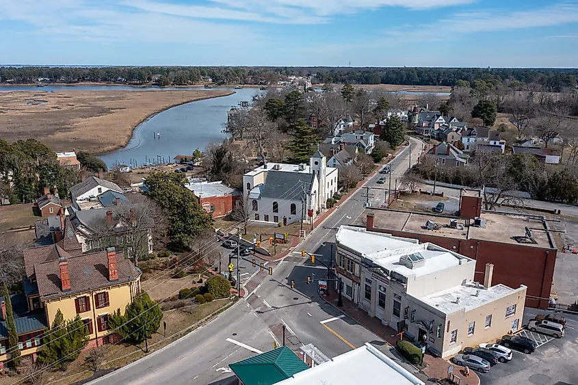 Aerial view of homes along the Pagan River in Smithfield, Virginia.