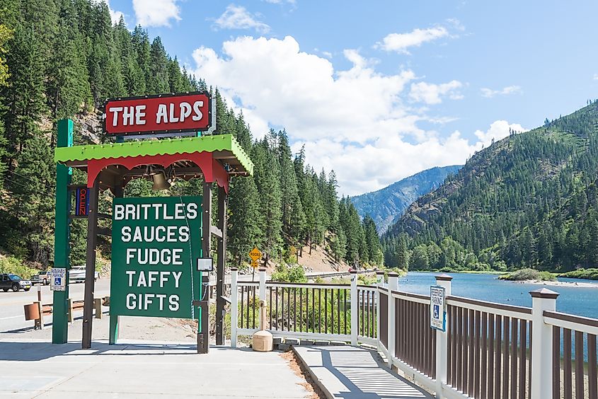 Scenic views along the Cascade Loop Scenic Byway.