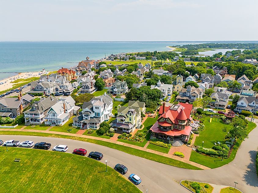 Aerial droen photo Oak Bluffs, Marthas Vineyard, Massachusetts, USA.