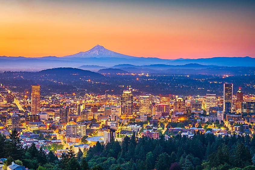 Portland, Oregon, USA, skyline at dusk with Mt. Hood in the distance.