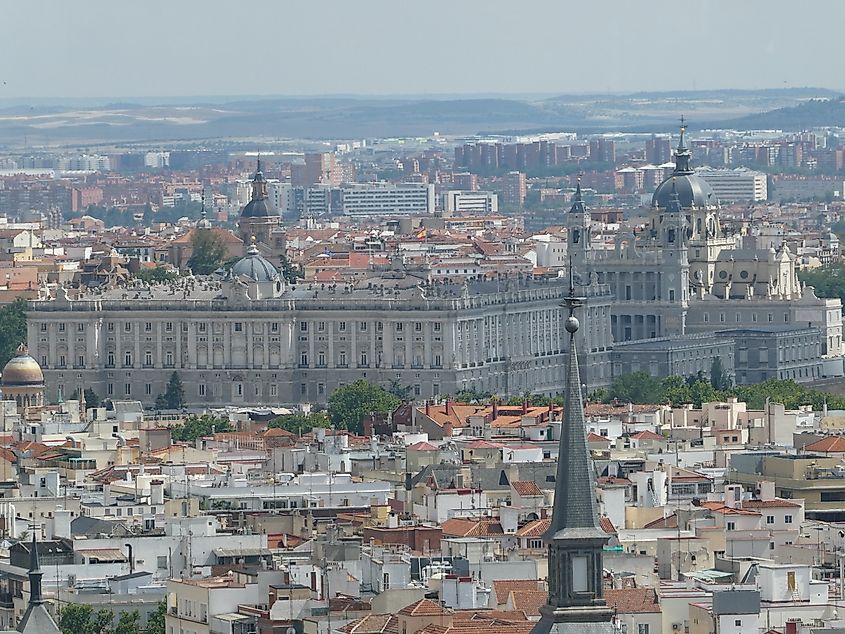 Royal Palace of Madrid viewed from a distance - Source: Wikimedia Commons/Sheila1988