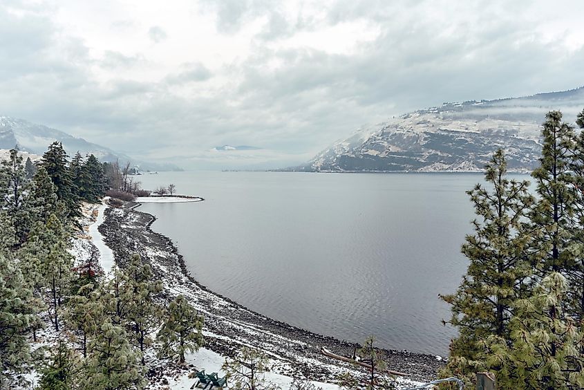 The Columbia River Gorge as seen from Mosier, Oregon.