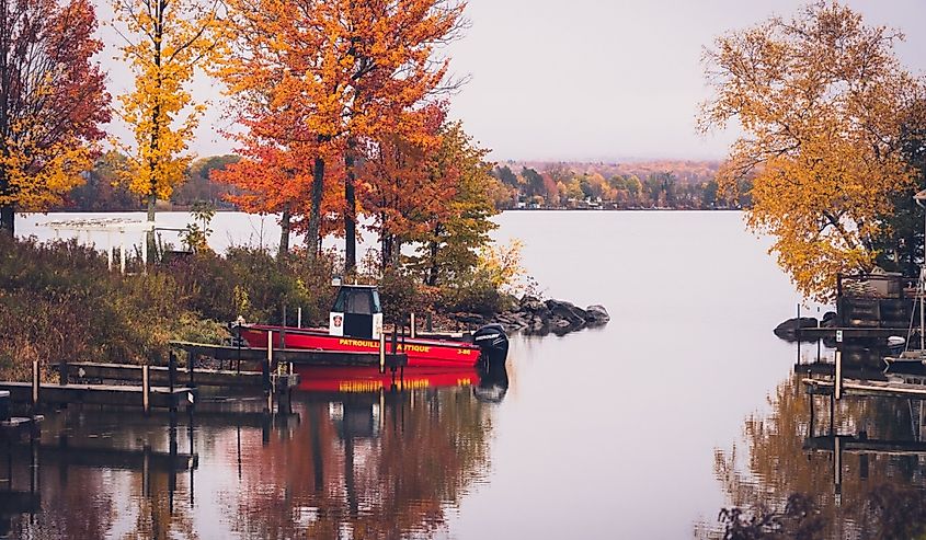 View of Lac-Brome in autumn.